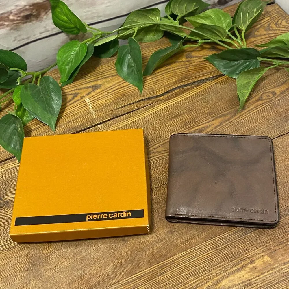 VTG Pierre Cardin Boutique Men Leather Hipfold Wallet Deadstock Gift Box NEW